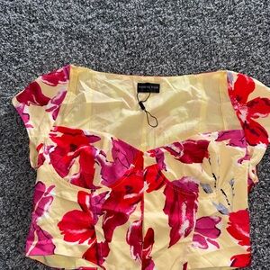 White Fox Boutique Red and Pink Flutter Sleeve Crop Blouse